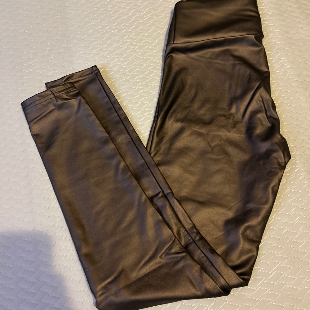 Woman’s Black Pants